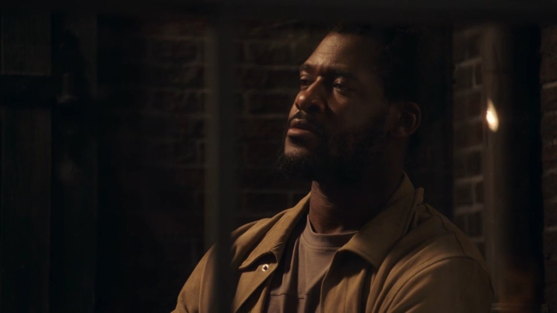 Alleen Bing wil Nola dwingen